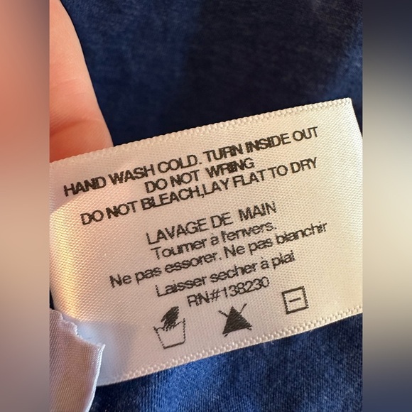 PAM & GELA Women L Blue V Neck Sleeveless MADE USA Tie Dye Details Soft Relaxed - Picture 5 of 9